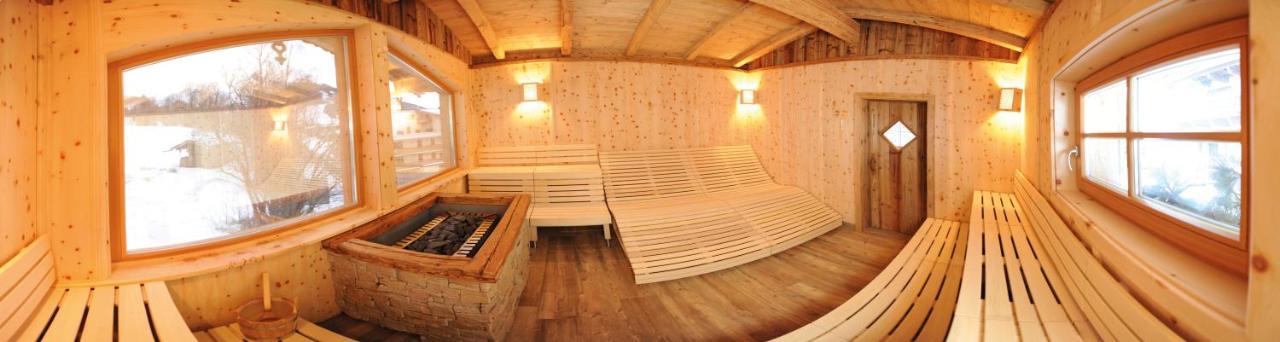 Ski in Ski out Hotel Unterellmau Saalbach-Hinterglemm Eksteriør bilde