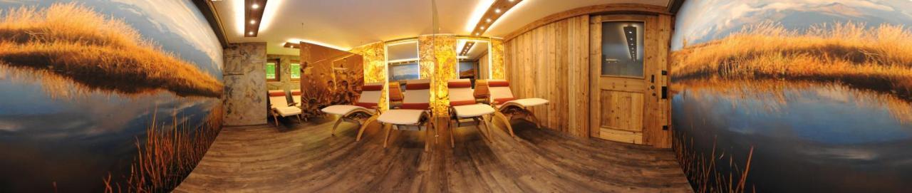 Ski in Ski out Hotel Unterellmau Saalbach-Hinterglemm Eksteriør bilde